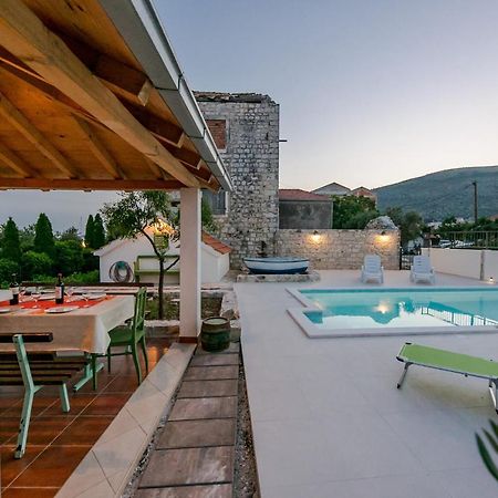 Seaside Villa Mia Трогир Экстерьер фото