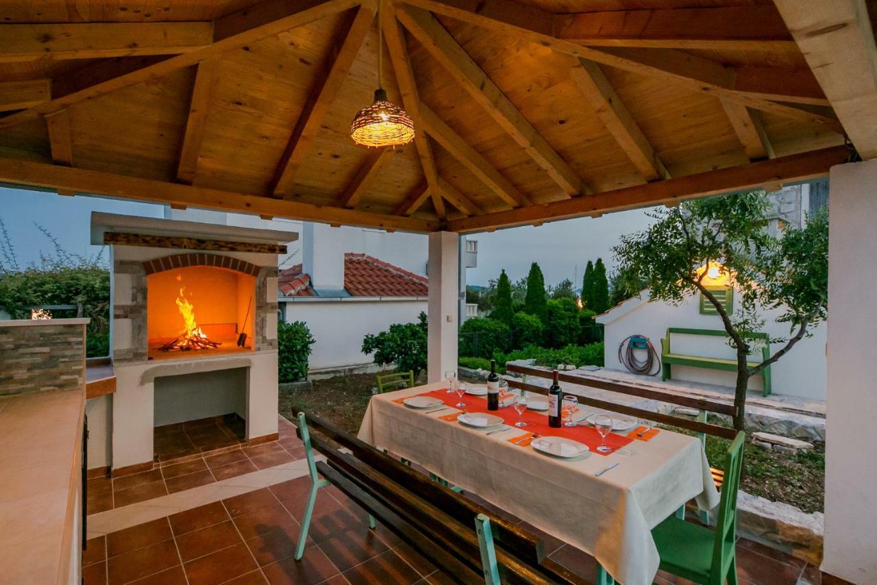 Seaside Villa Mia Трогир Экстерьер фото