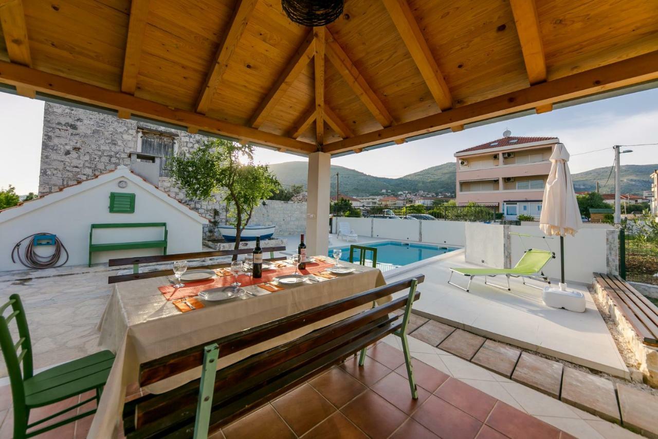 Seaside Villa Mia Трогир Экстерьер фото