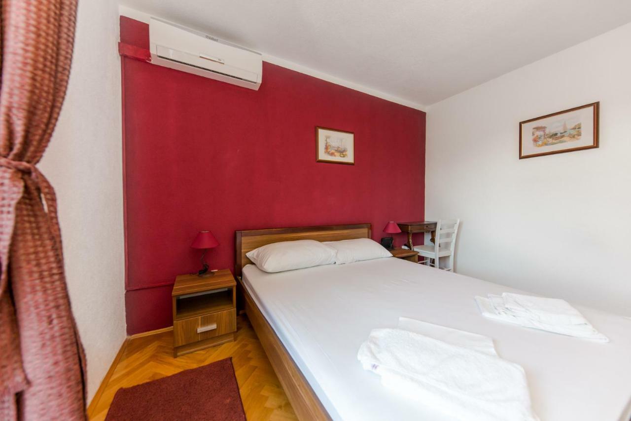 Seaside Villa Mia Трогир Экстерьер фото