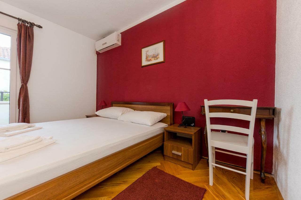 Seaside Villa Mia Трогир Экстерьер фото
