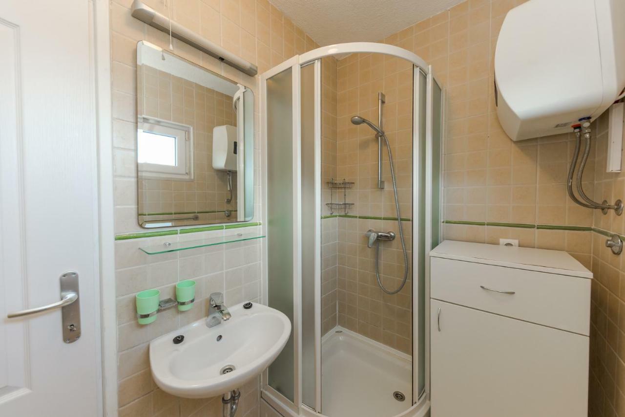 Seaside Villa Mia Трогир Экстерьер фото